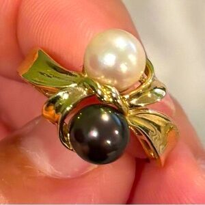 Authentic Large Double Cultured Black & White Pearl 14K Yellow Gold Ring, Size 7